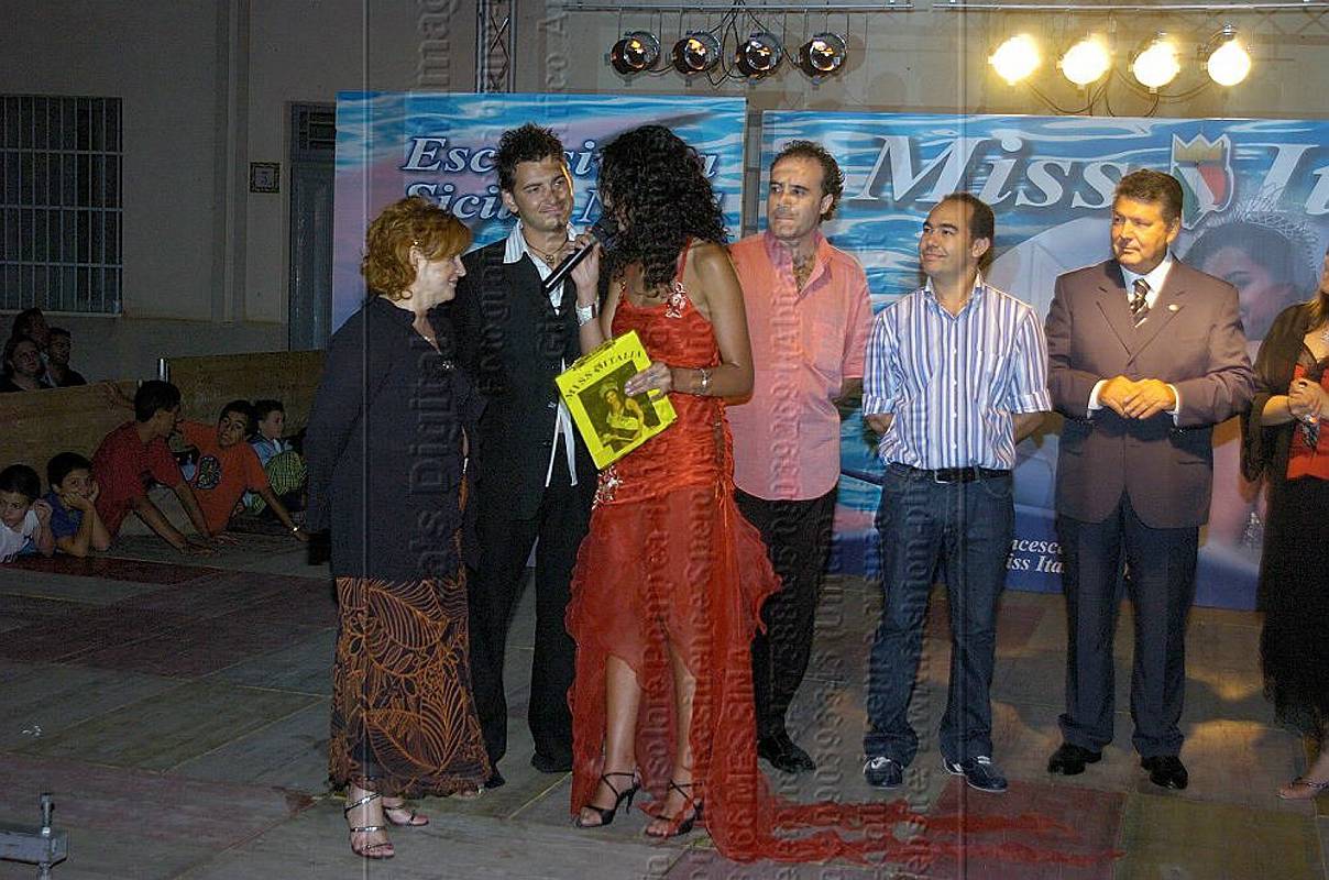 _GEA9353