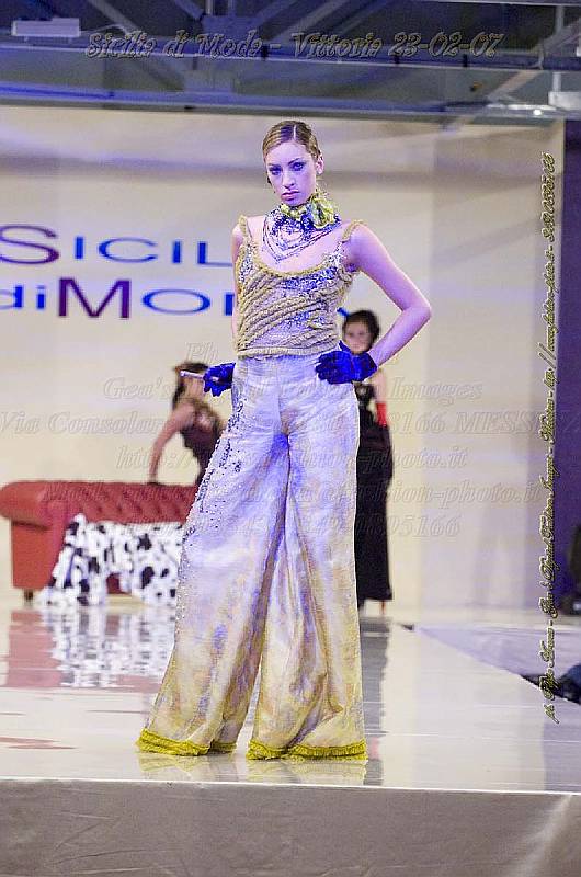 _GEA0966