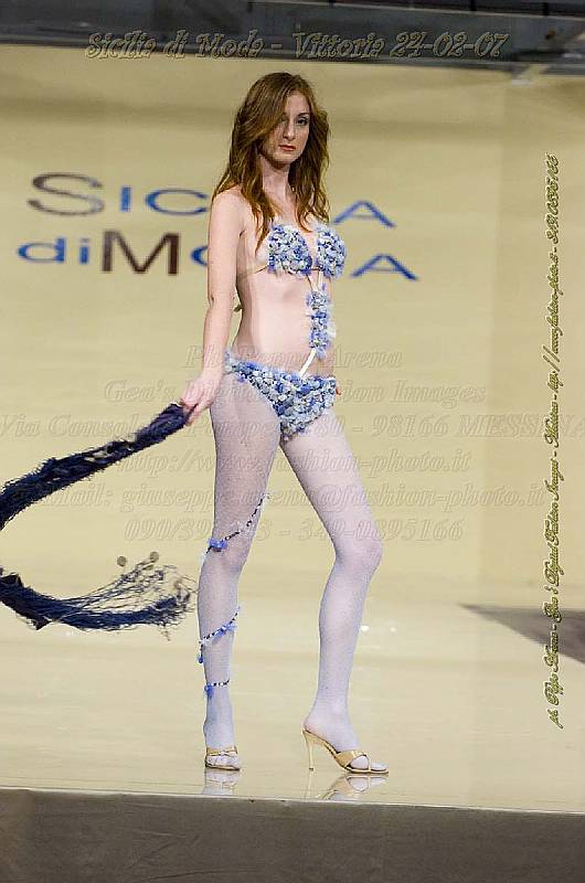 _GEA2977